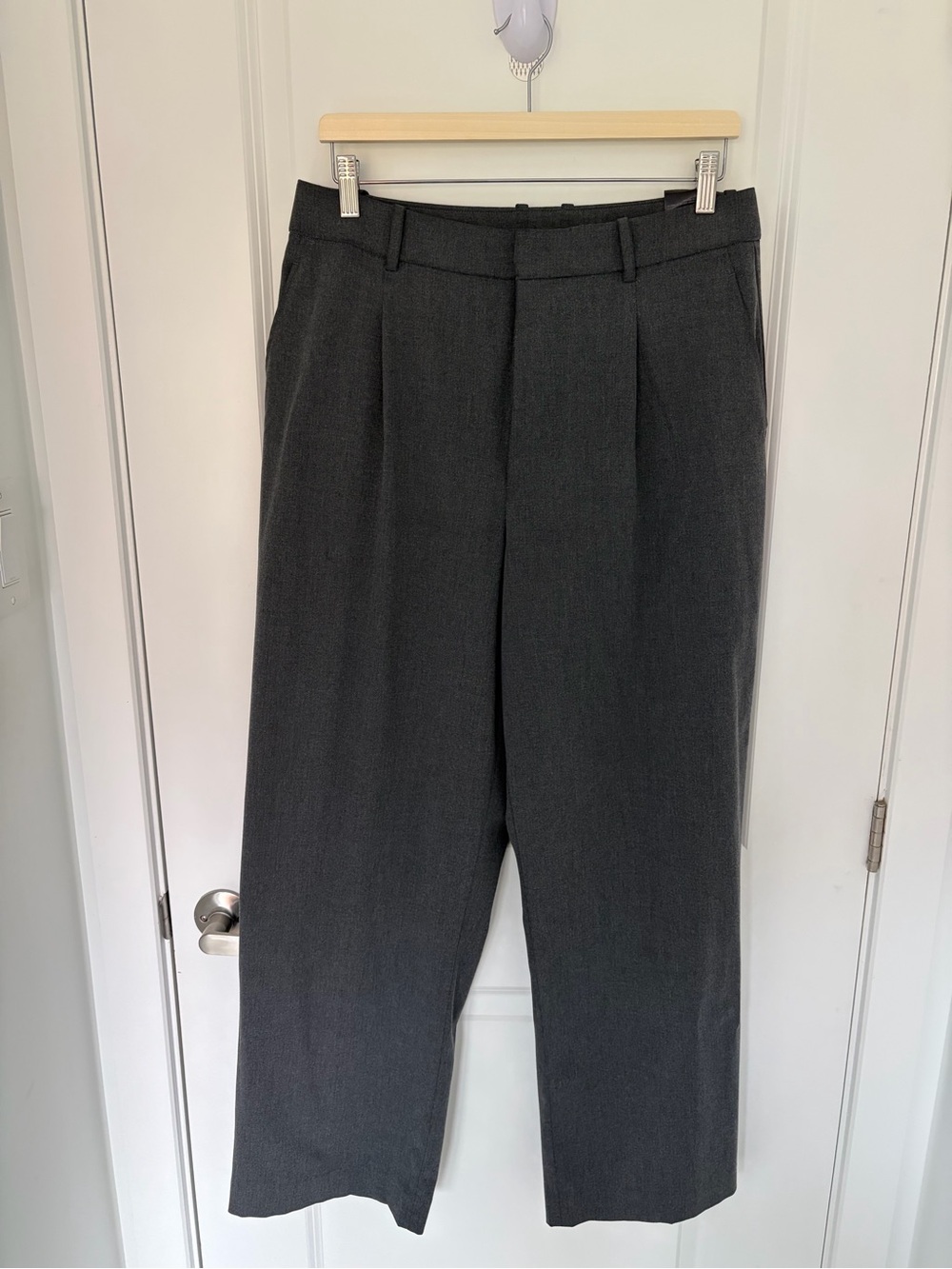Uniqlo Women's Wide Leg Dark Gray Pleated Trousers